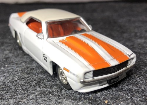 JADA Dub City BigTime Muscle LOOSE 1969 Chevy Camaro Die Cast Car 1:64 White - Picture 4 of 10