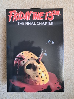 NECA Figuren (Friday the 13th (Jason V.) und It (Pennywise), inkl.10 Stands- Neu