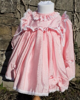 12 Monate Handarbeit Vintage Stil Blumen Frühling Kleid mit Schulter und Mieder Rüschen