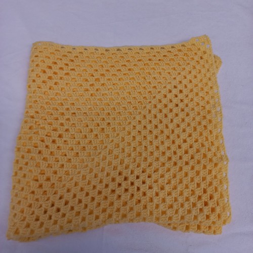 π Baby New Crochet Handmade Blanket Throw rug 97*97 cm Yellow Granny Square Lw - Picture 7 of 10