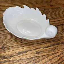 White ShellLeaf Shaped Porcelain Serving Dish, Ceramic Ironstone  Bowl 9x6.5x3”