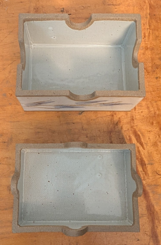 Vintage Lidded Studio Pottery Box Hand Made Leaves Blue & Brown 6" X 4.5" - Picture 6 of 12