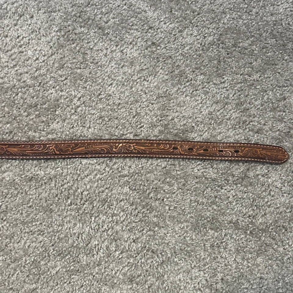 复古 Tony Lama 镶嵌皮革腰带旧锻金属锡马扣 26 英寸 — 第 4/4 张图片