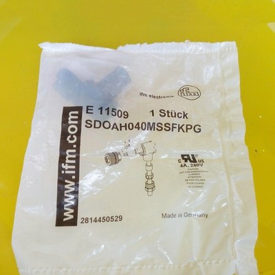One New For IFM sensor connection plug E11509  Fast Ship