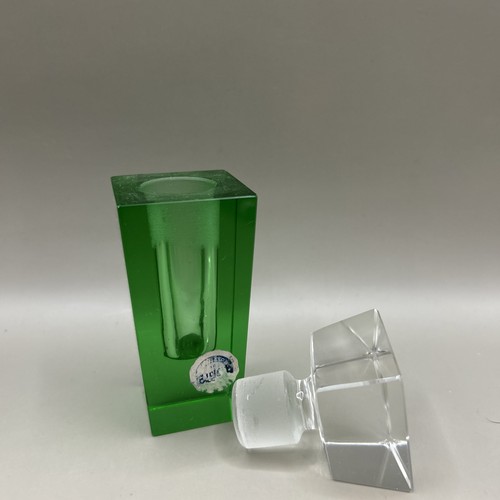 Bottiglia profumo vintage I. W. Rice & Co. taglio a mano smeraldo e vetro trasparente 4,5 Giappone - Foto 3 di 6