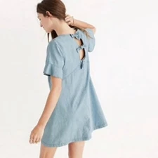 Madewell Chambray Size M Tripe Bow Back Shift Dress