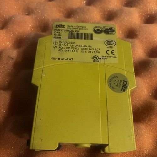Pilz PNOZ X7 Safety Relay