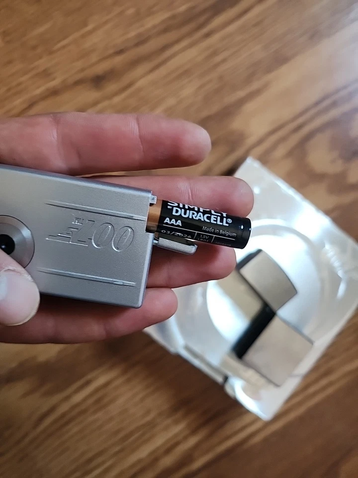 Cámara Digital JB1 007 Zippo Como Nueva PROBADA FUNCIONA Embalaje Original RARA Foto 3 de 4