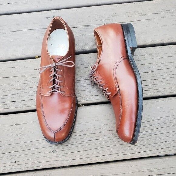 Alden 302 Brown Calfskin V-Tip Blucher