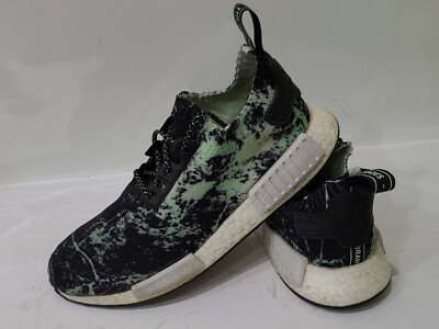 adidas gazelle silver green womens Adidas NMD R2 Primeknit Green Pink main image 1