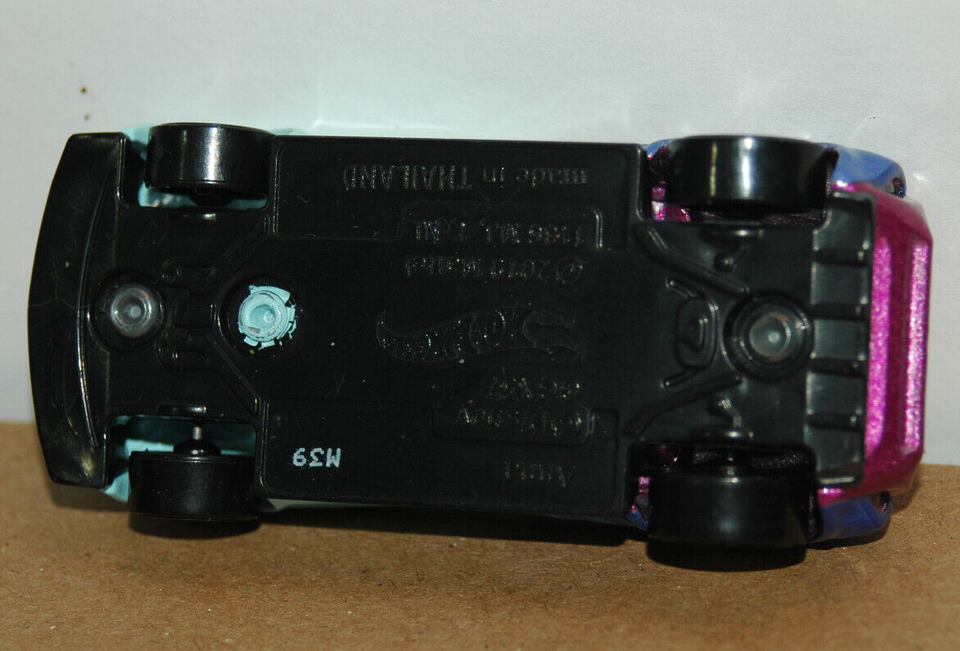 Hot Wheels Disney Frozen DieCast Car 2009 ANNA Toy Collectibles eBay