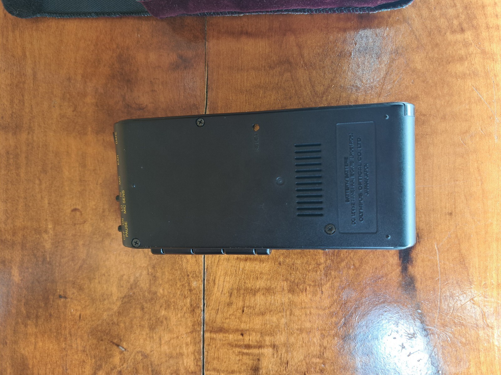 OLYMPUS PEARLCORDER S930 Handheld Microcassette Audio Recorder 