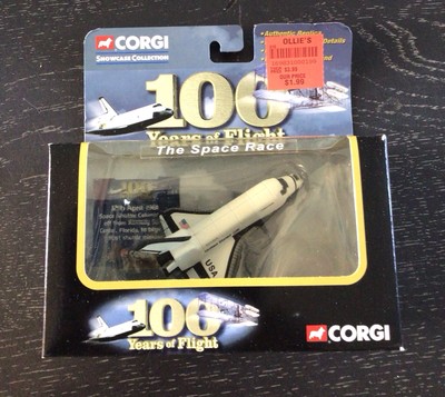 CORGI 100 YEARS OF FLIGHT THE SPACE RACE CS90143 Space Shuttle Columbia  2004