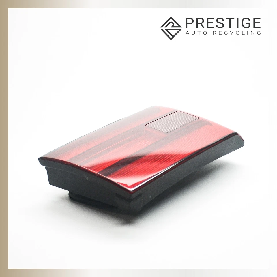 1990-1994 LEXUS LS400 Tail Light Tail Lamp Lid Right 8158050010 OEM - Image 3 of 4