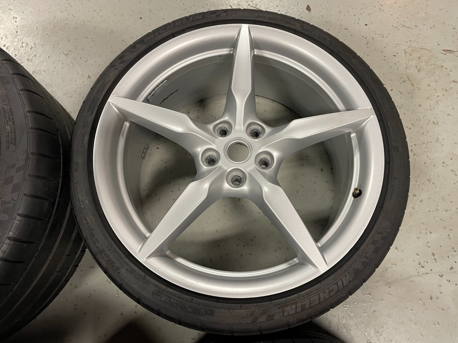 Factory Ferrari 488 GTB Wheels Genuine OEM Silver 488 fits 458 FF F8 Set of 4