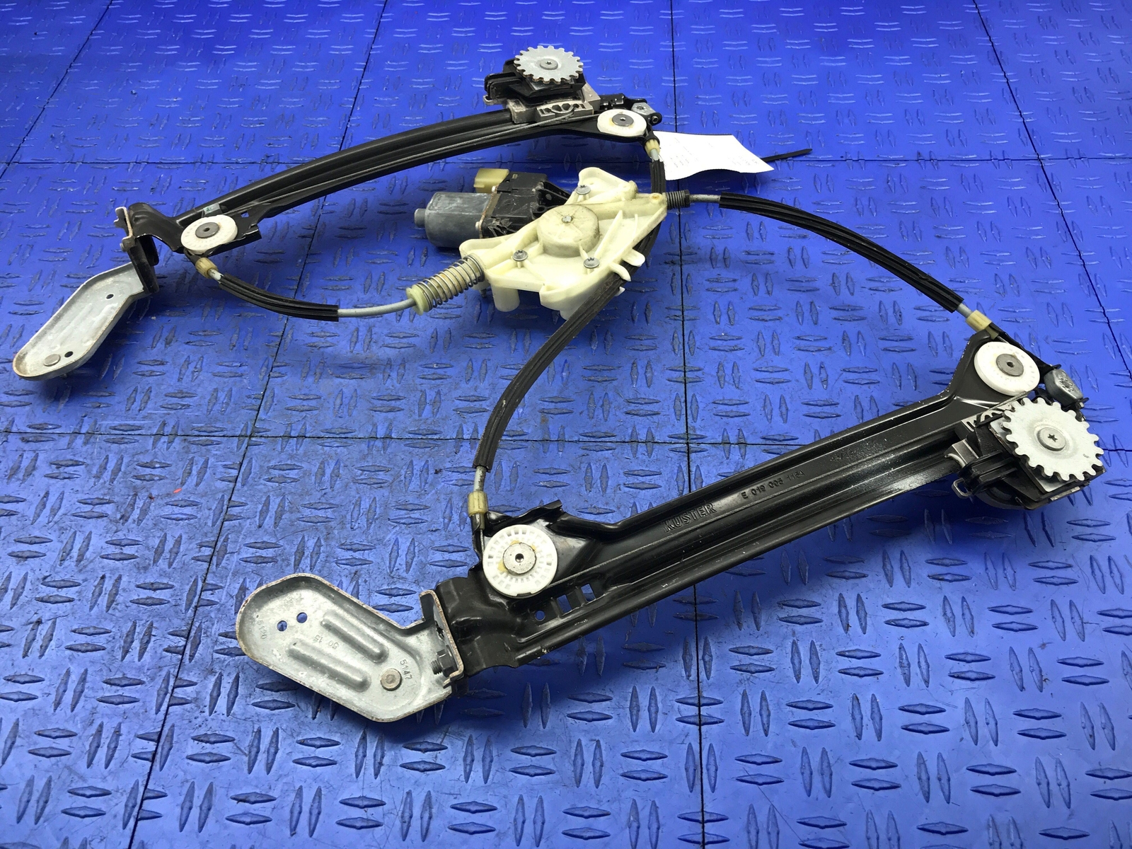 2014-2021 MASERATI QUATTROPORTE REAR LEFT DOOR WINDOW GLASS REGULATOR W/MOTOR