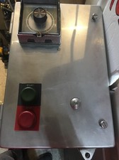 Allen-Bradley Magnetic Motor Control 509-ACB-6 w/509-AOD Starter