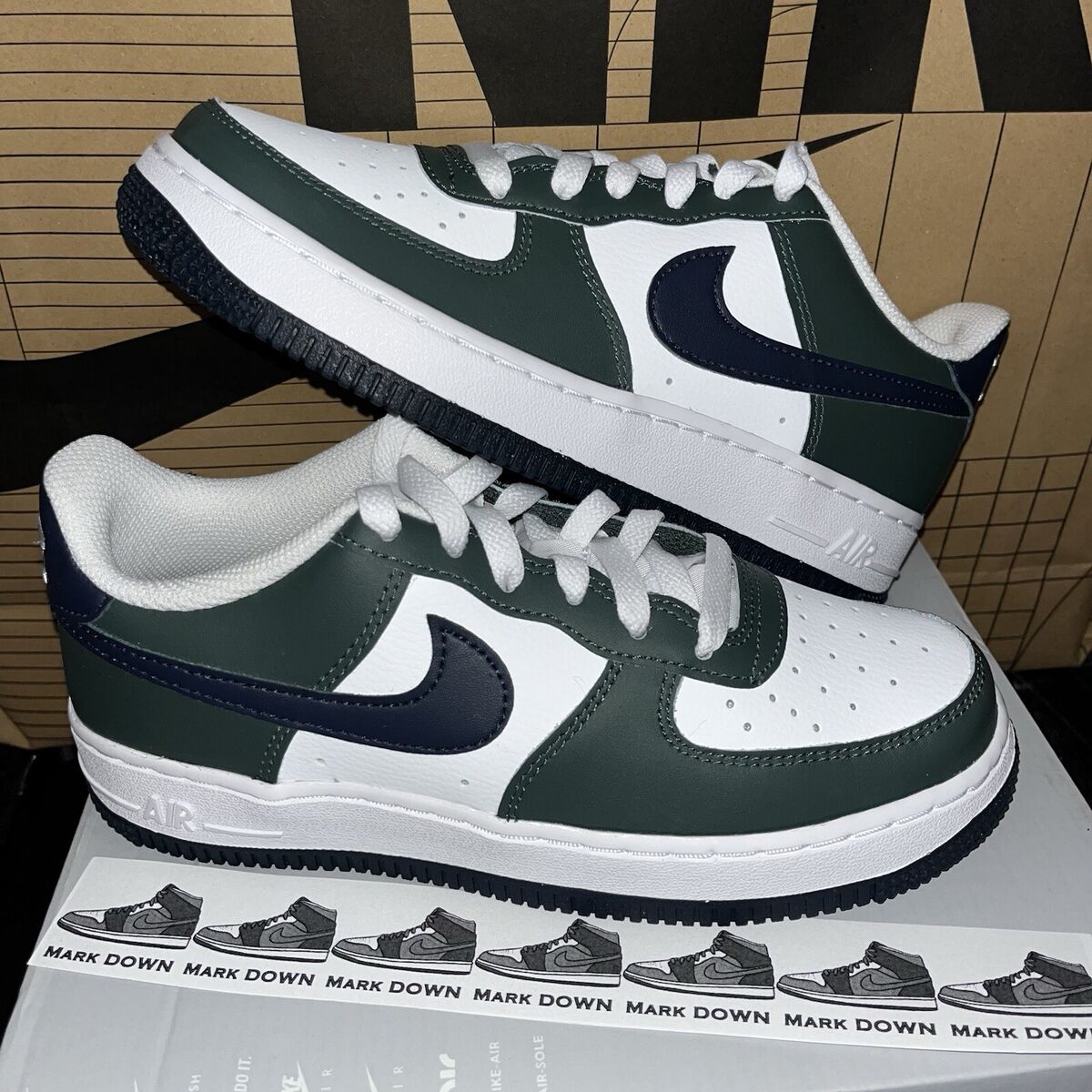 NEW Nike Air Force 1 GS AF1 Vintage Green Obsidian White NEW Nike Air Force 1 GS AF1 Vintage Green Obsidian White