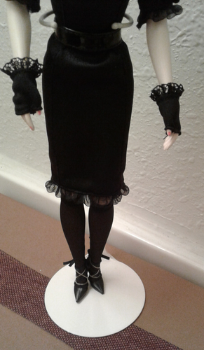 Silkstone Fiorella Redhead Barbie Paris Japan Convention Mattel, Displayed Only - Picture 17 of 22