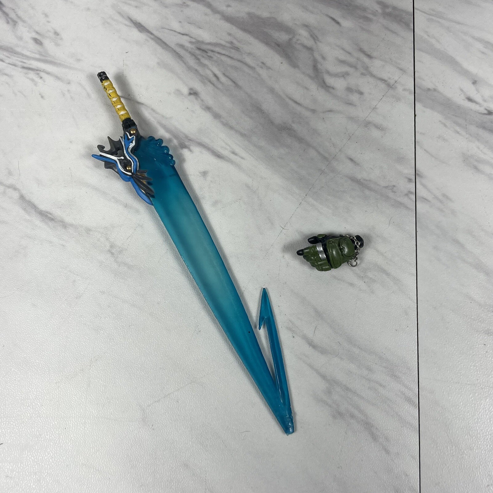 Final Fantasy X Play Arts Tidus Action Figure No. 1 Square Enix