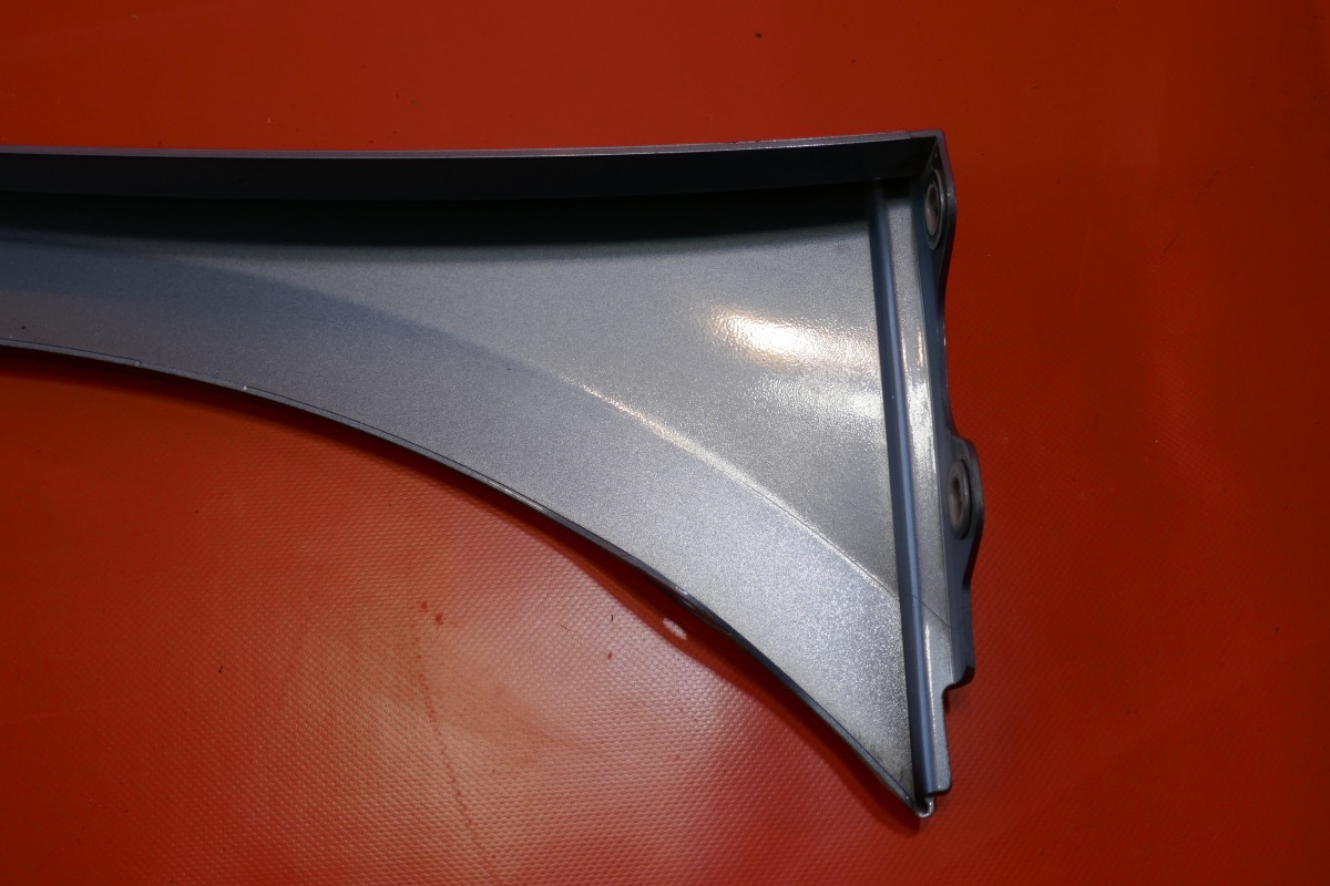 AUDI R8 FENDER LEFT FRONT 2008 2009 2010 2011 2012 2013 2014 2015 420821105C OEM