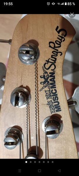 bajo electrico Music Man