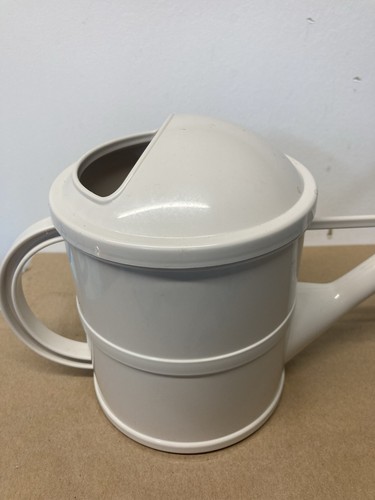 Bosmere Plastic 1.4 L Watering Can Water Can For Indoor Plants Succulent - Picture 3 of 7