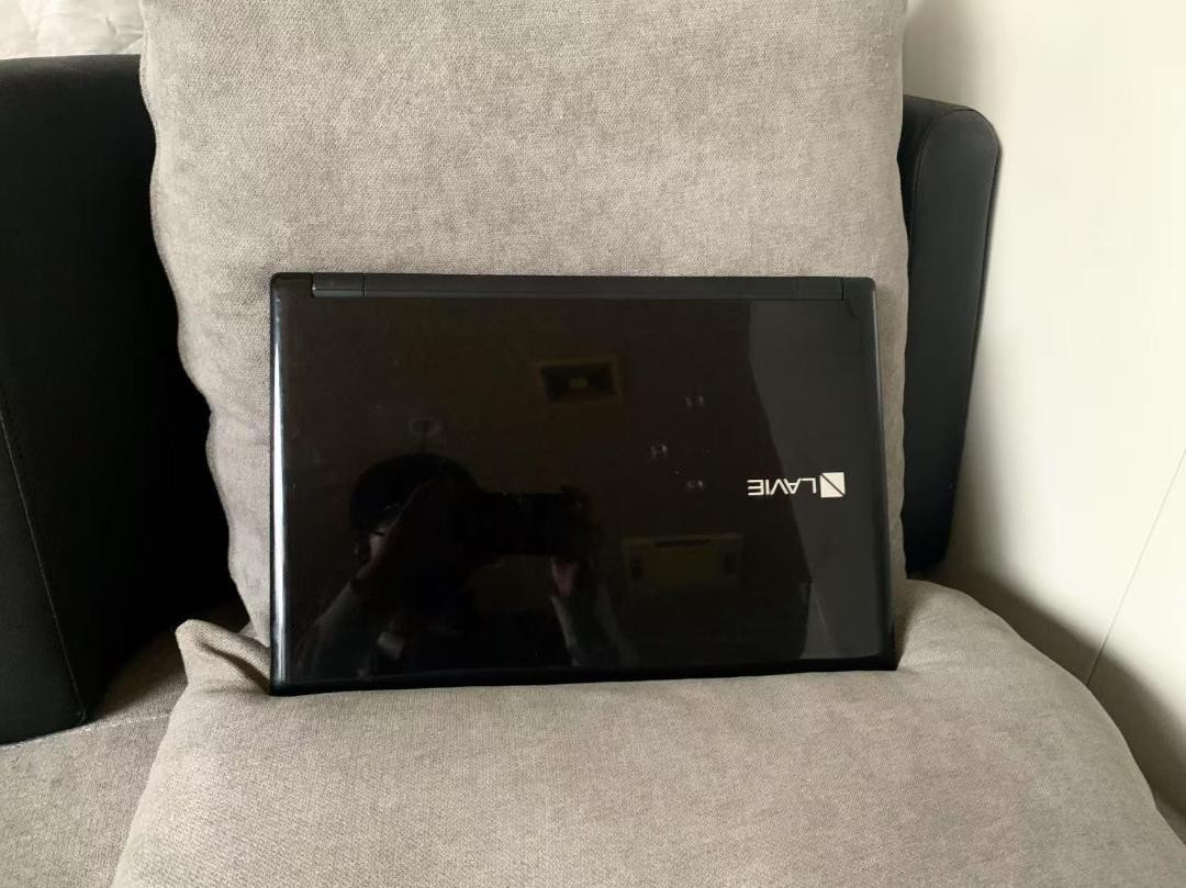 Nec Lavie Laptop 4G Windows 10 1Tb Hdd Charger Included