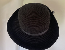 NWT Betmar Women\'s Black Woven 100% Straw Wide-Brimmed Lightweight Sun Hat 3476 Betmar Victoria Wide Brim - Black/1SFM at Amazon Women main image 4