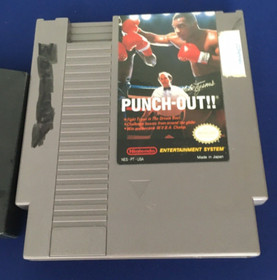 Videojuego de boxeo original Mike Tyson's Punch-Out 1985 para Nintendo NES, hecho en Jap&oacute;n
