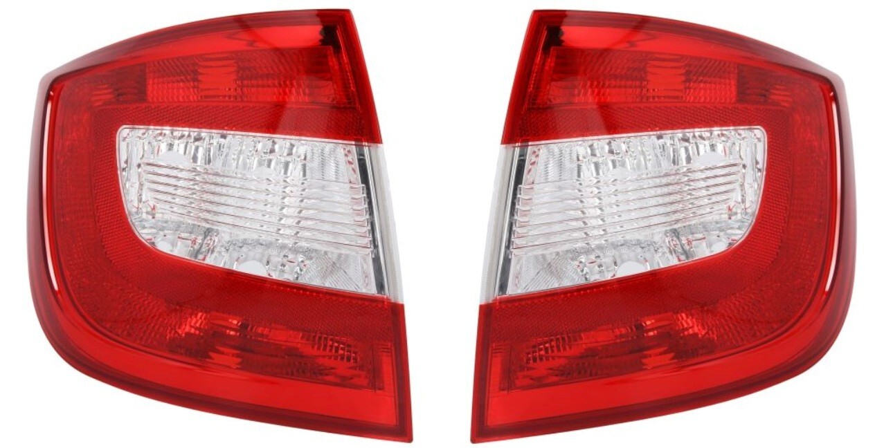Feu arrière gauche droite Skoda Rapid finition cristal polycarbonate premium