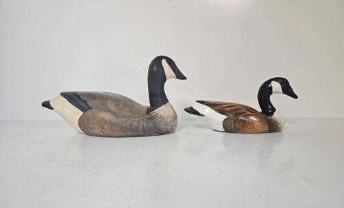 2 Vintage 1980's Canadian Wooden Geese by A Wooden Bird Factory original - Picture 6 of 16