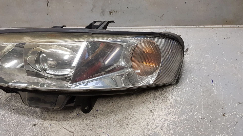 Scheinwerfer Xenon Vorne Links 99-02 Leicht Defekt Opel B Vectra 1.8 - Bild 2 von 4