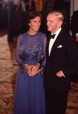 Fred Astaire wife Robyn Smith attend the 12th American Film Instit- Old Photo 2