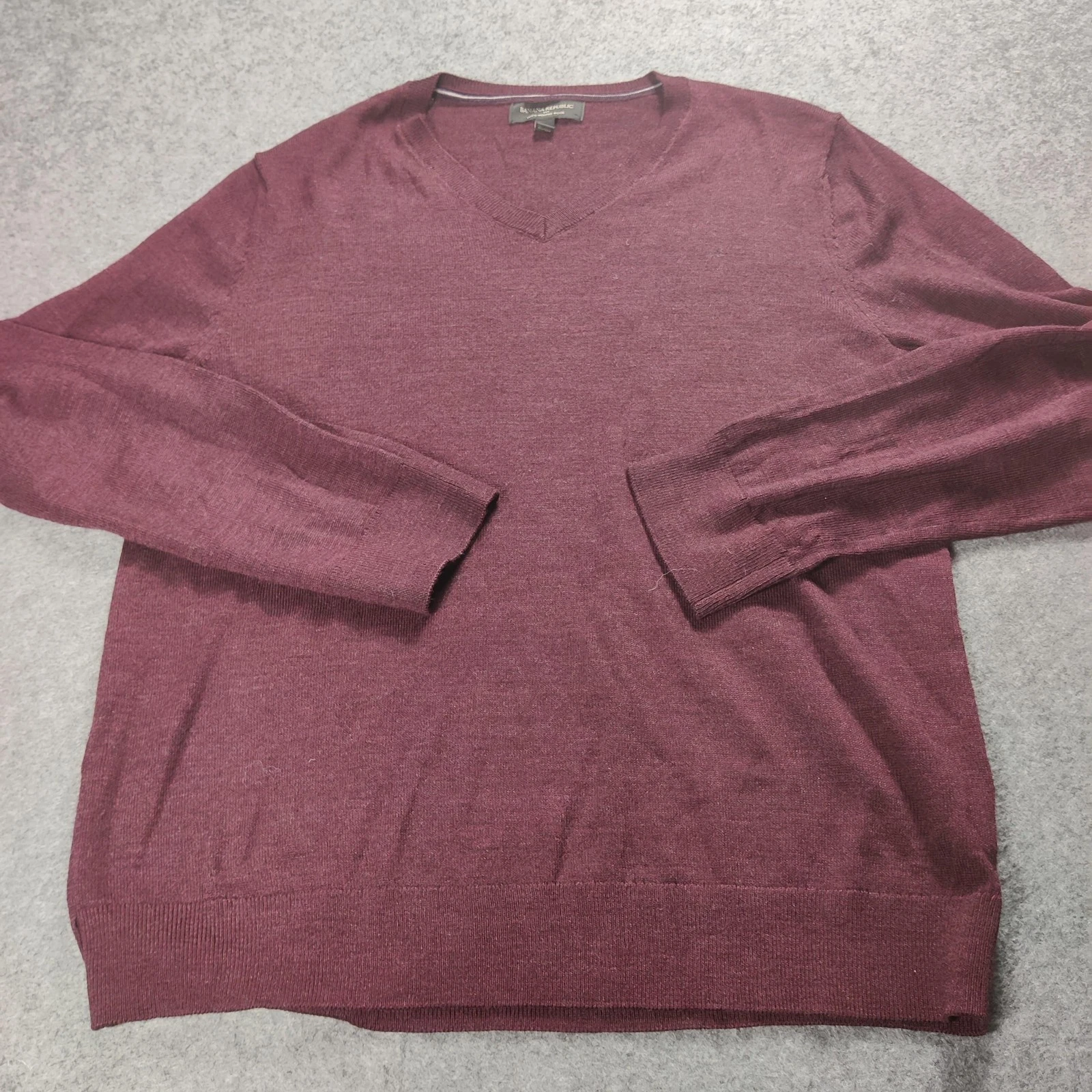 Banana Republic Sweater Mens Large Merino Wool Pullover V Neck Lightweight