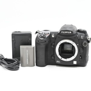 Fujifilm Finepix Z2000exr | eBay