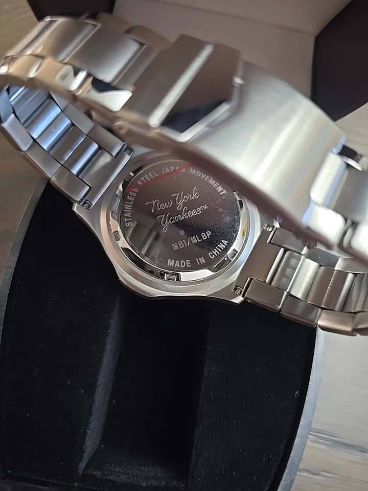 Reloj New York Yankees Danbury Como Nuevo Foto 3 de 3