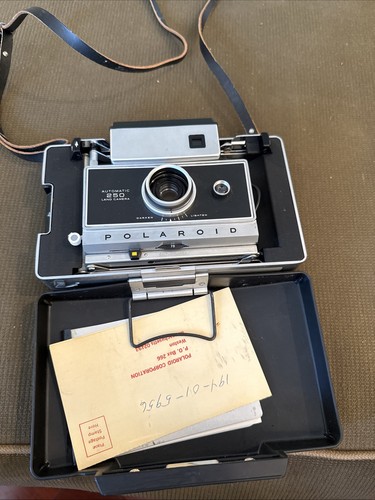 Vintage Polaroid Automatic 250 Instant Film Land Camera With case -untested - Picture 2 of 11