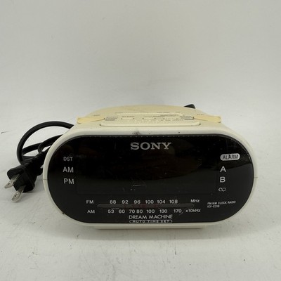 Sony Dream Machine White AM/FM Dual Alarm Clock Radio Retro Model ICF-C318 WORKS