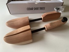 Mens Wearhouse Wooden Cedar Split Shoe Trees Size: S Small 6-8 6W-8D Euro 39-41