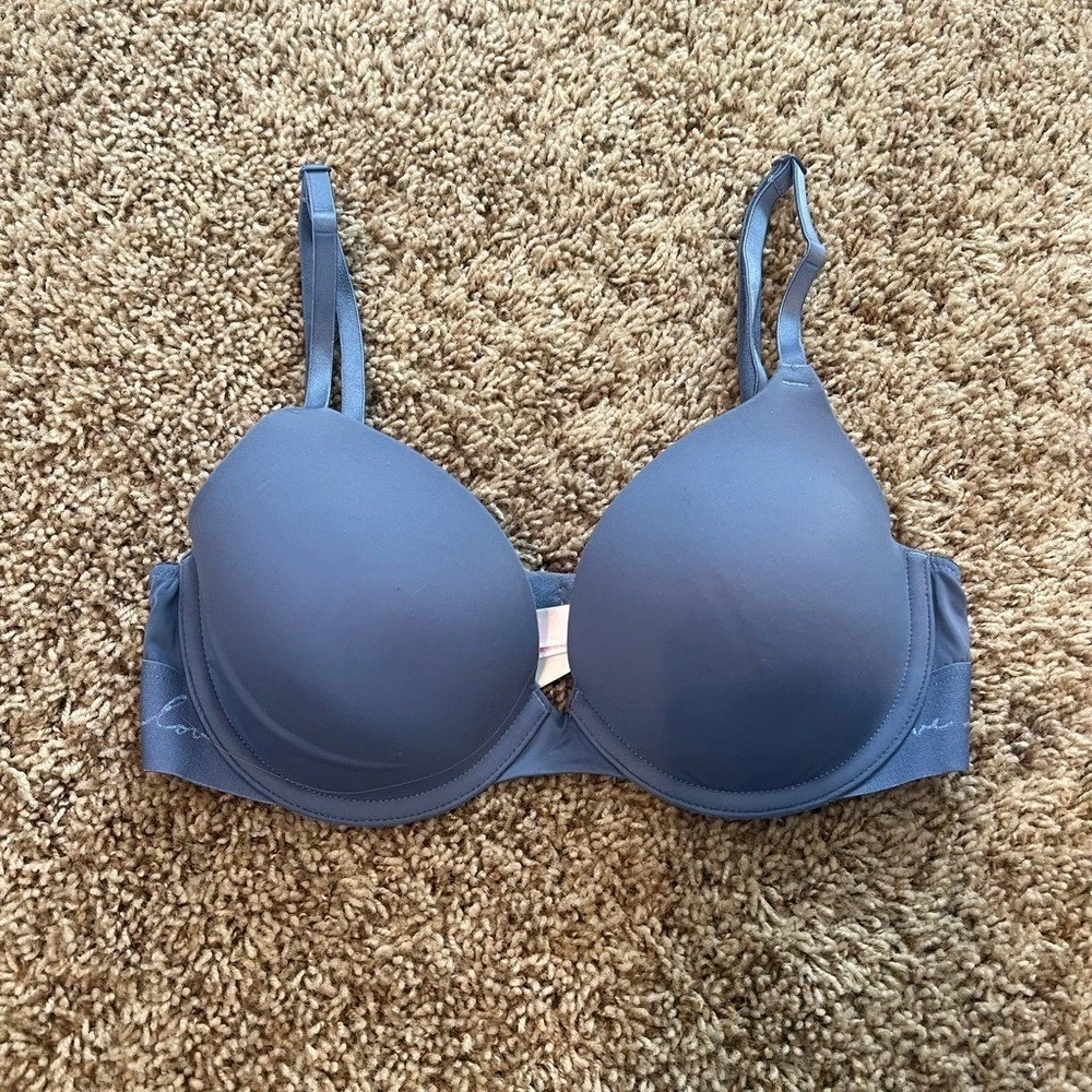 Preços baixos em Conjuntos de sutiãs e sutiãs femininos Victoria's