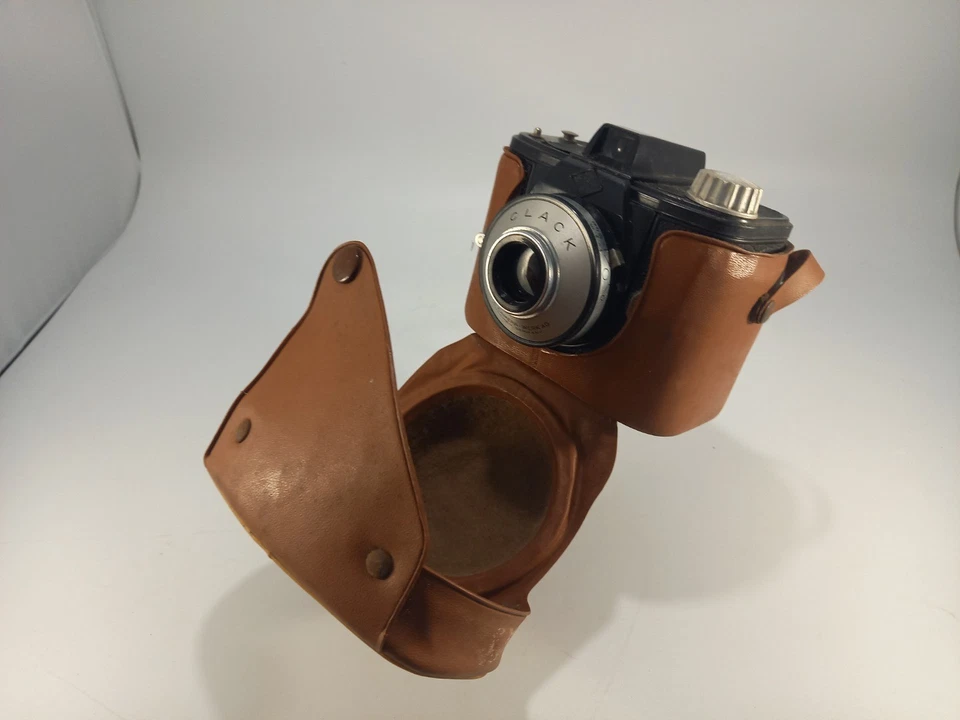 Vintage Working AGFA CLACK Werk AG 120 Roll Film Camera & Case - Image 2 of 4