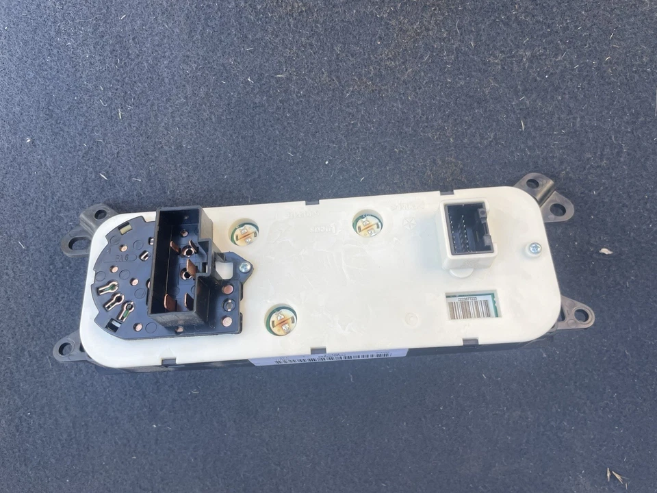 Dodge Dakota RAM 1500 2500 3500 2006-2011 calefacción aire acondicionado unidad de control de clima Foto 3 de 3