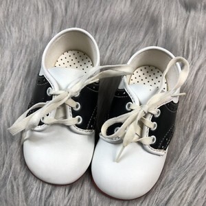 baby girl saddle shoes