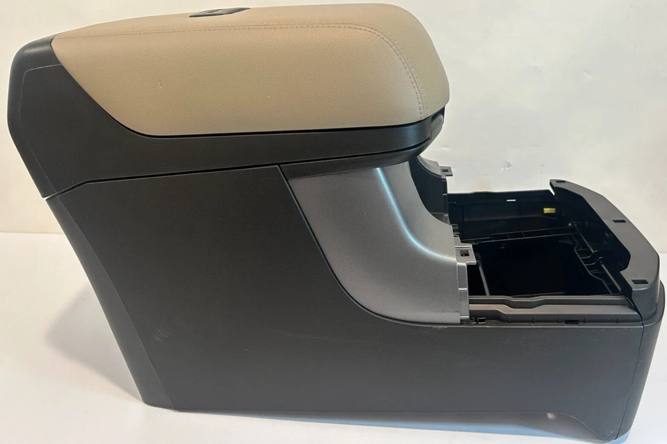 Toyota Sequoia 2008-2009 consola central trasera Foto 2 de 4