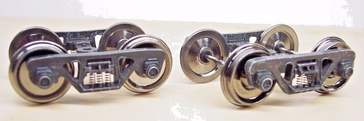 5 PAIR OF WEAVER O SCALE ROLLER BEARING FREIGHT CAR DIE CAST TRUCKS 2