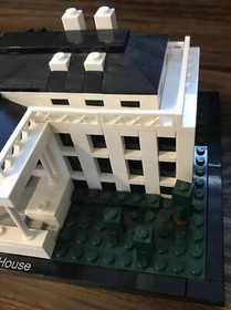 Lego architecture: the white house 21006 (incomplete)