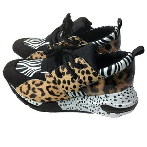 steve madden zebra shoes