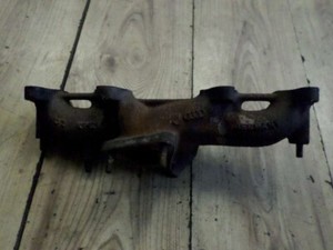 Audi A4 1,9TDi Abgaskrümmer 028253033AB