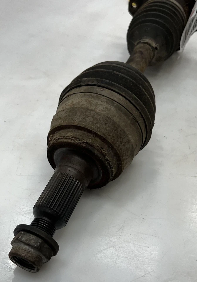 99-07 Chevy Silverado 1500 Classic eje de transmisión delantero CV lado izquierdo o derecho OEM Foto 2 de 4